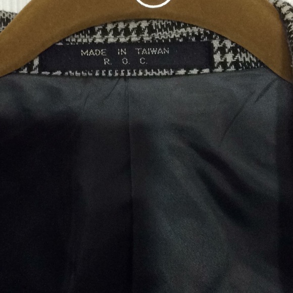 Austin Manor Men’s Sport Coat - Picture 3 of 6